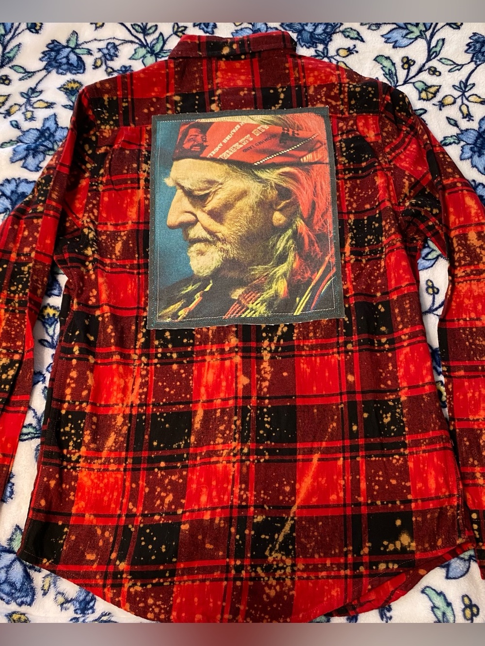 Angry Minnow Flannel Shirt Small Red Plaid Bleach Splatter Western Willie Nelson